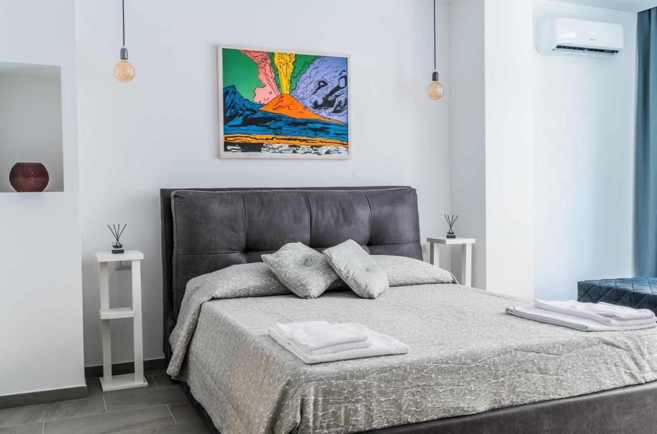 Naples & Love Rooms Наполи Екстериор снимка
