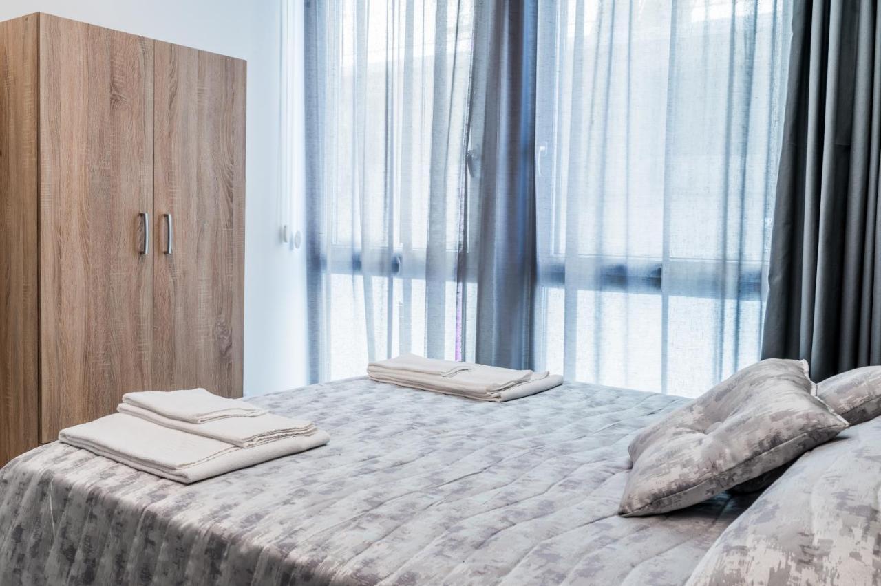 Naples & Love Rooms Наполи Екстериор снимка